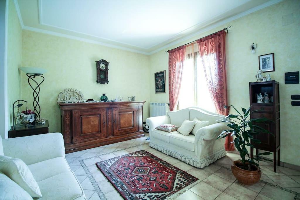 Casa Vacanze Etna Cocus Santa Venerina Exterior photo
